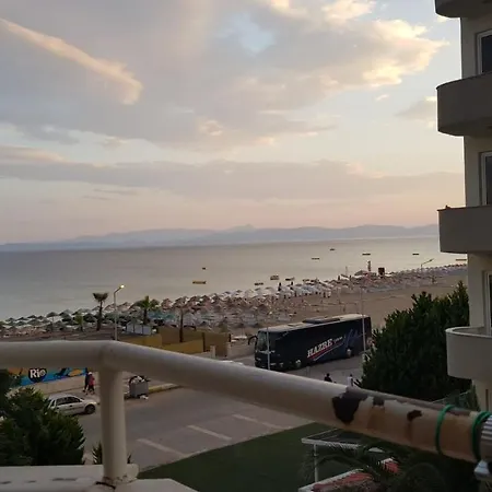 Sarimsakli Rio Karsisi Denize 0 Daire Apartment Ayvalik